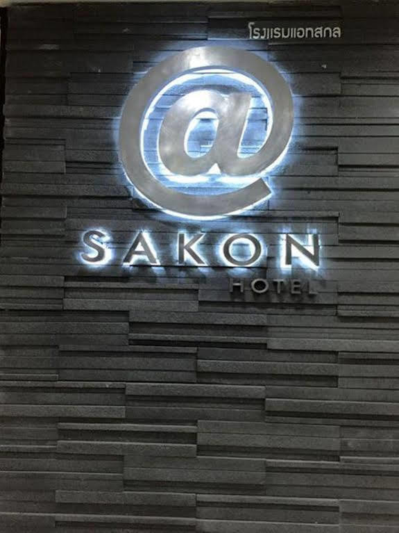 At Sakon Hotel Саконнакхон Экстерьер фото